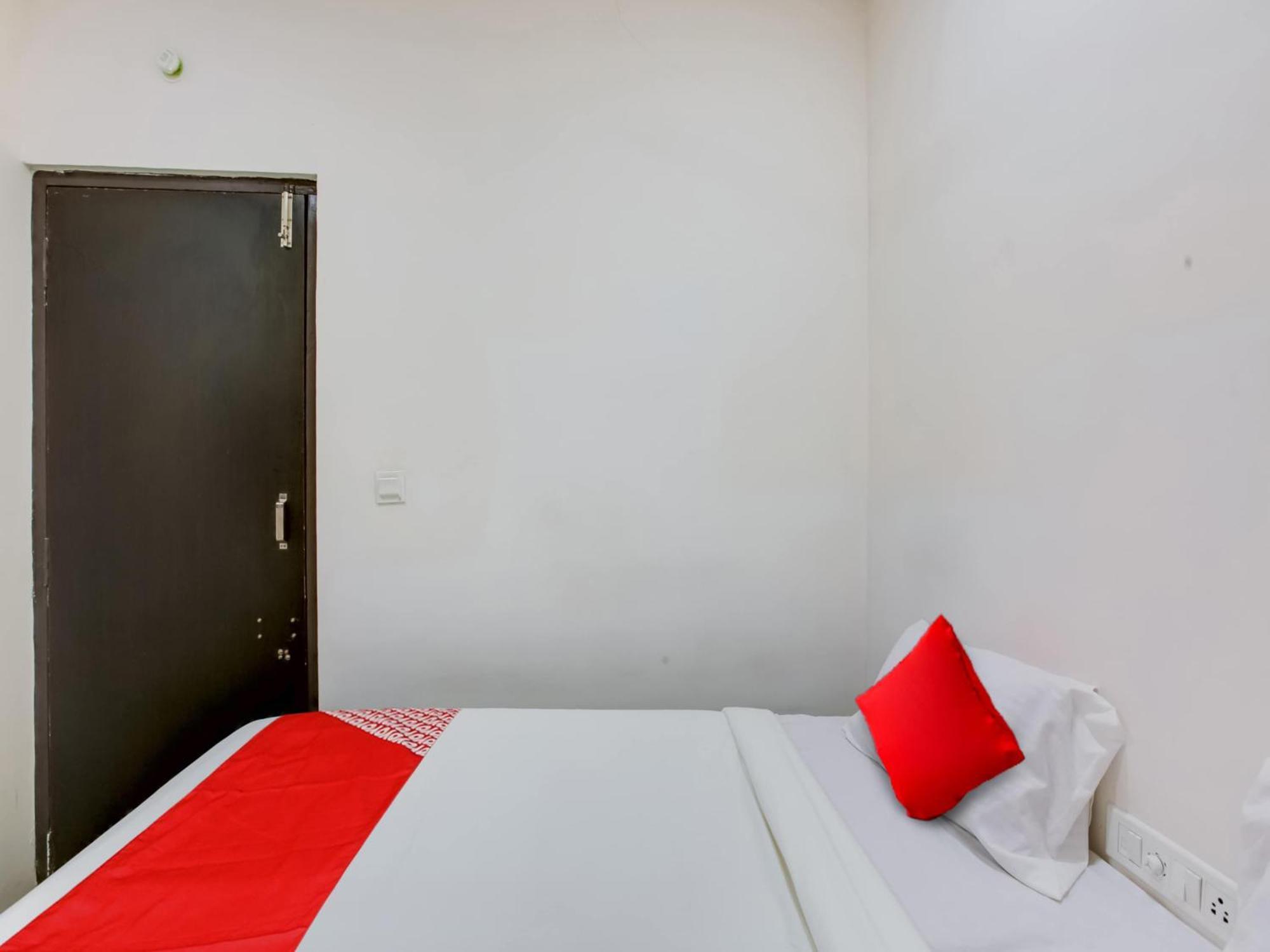 Hotel O Manjushree Boarding & Lodging Nearby Dr.Br Ambedkar Stadium Basveshwar Nagar Bangalore Luaran gambar
