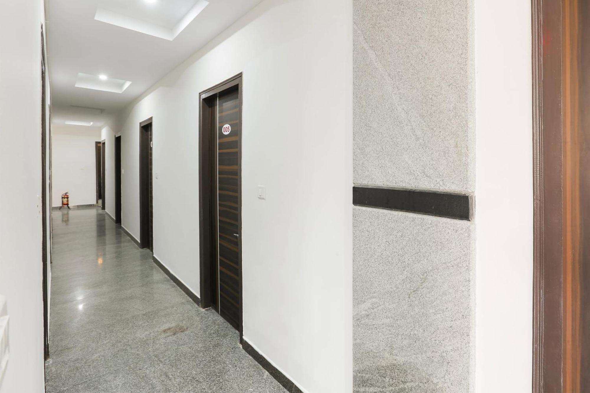Hotel O Manjushree Boarding & Lodging Nearby Dr.Br Ambedkar Stadium Basveshwar Nagar Bangalore Luaran gambar