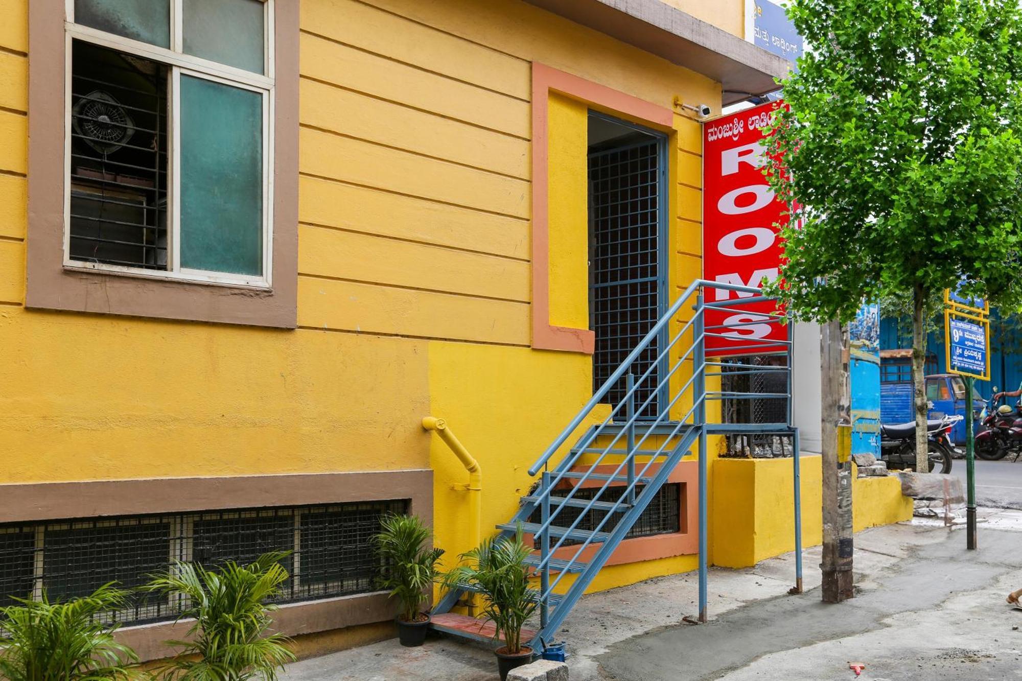 Hotel O Manjushree Boarding & Lodging Nearby Dr.Br Ambedkar Stadium Basveshwar Nagar Bangalore Luaran gambar